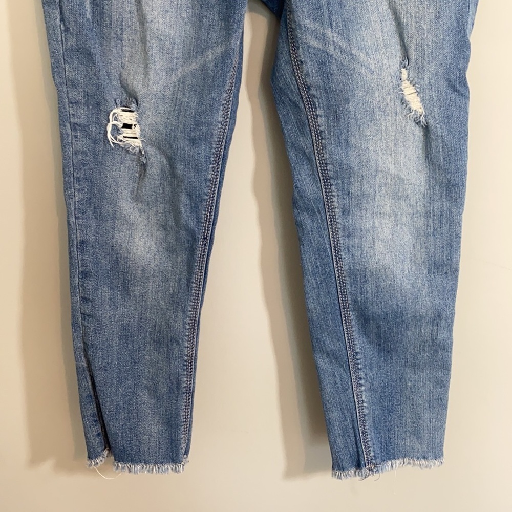 Seven7 Mid Rise Distressed Cropped Jeans - Picture 7 of 7